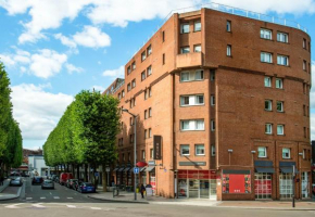 B&B HOTEL Lille Roubaix Centre Grand-Place